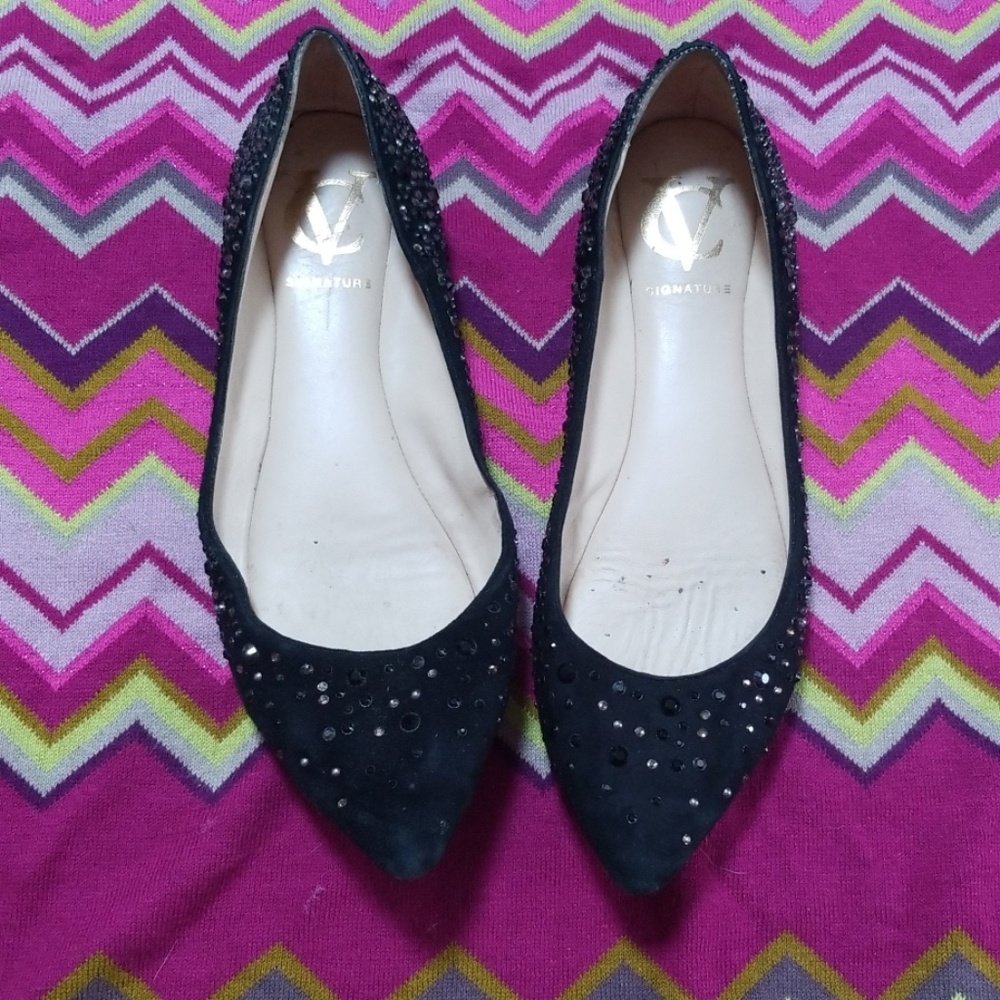 Signature Vince camuto embellished suede flat